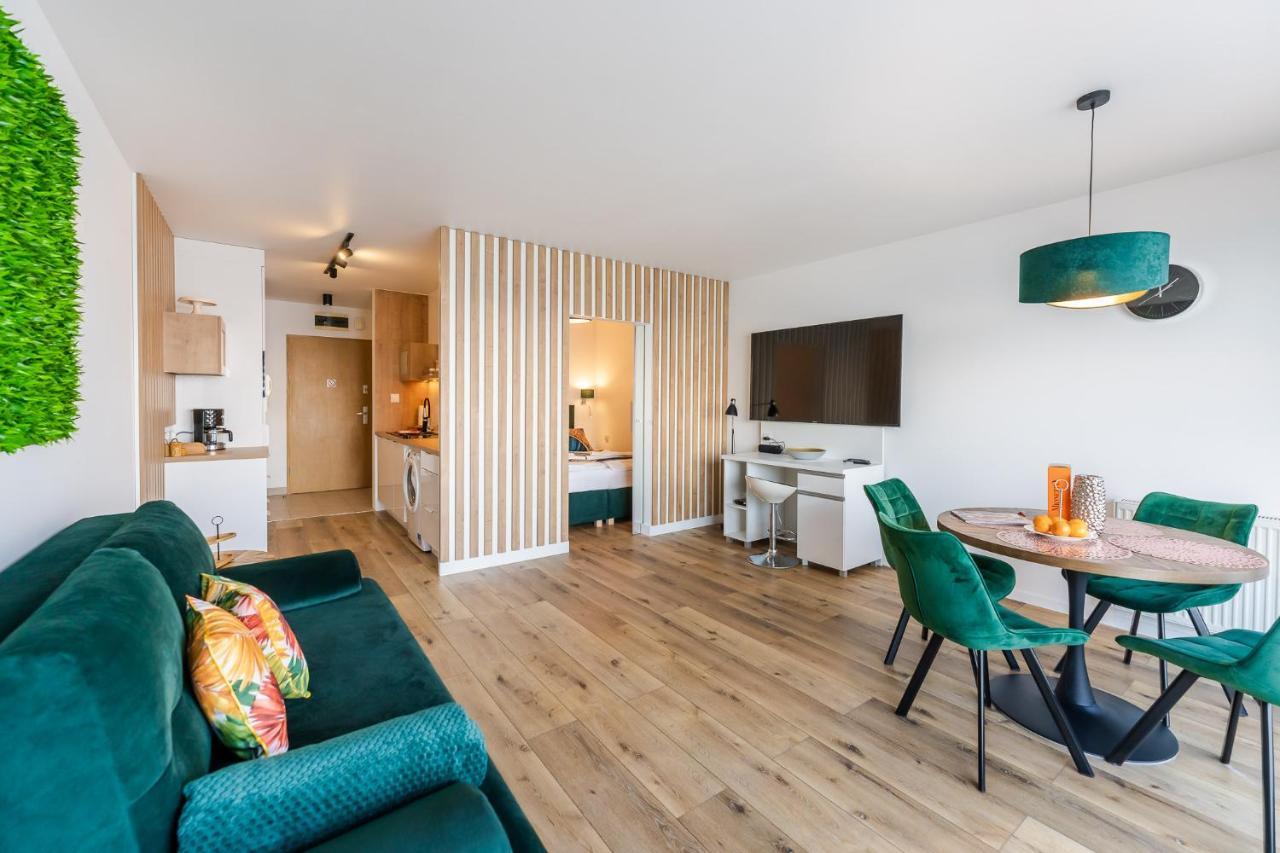 אוסטרוני מורסקי Na Klifie - Apartamenty Komfort, Widok Na Morze, Parking מראה חיצוני תמונה