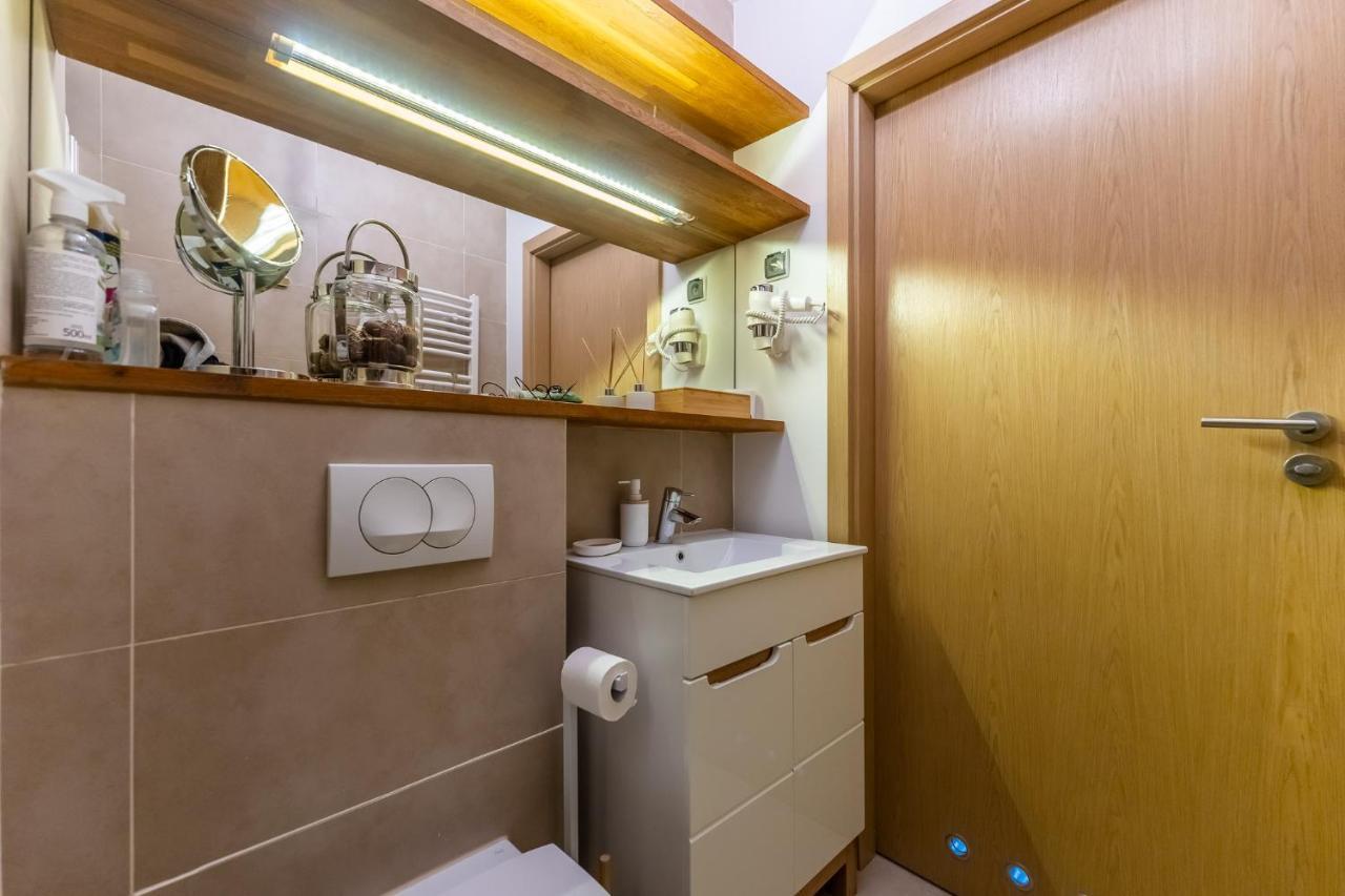 אוסטרוני מורסקי Na Klifie - Apartamenty Komfort, Widok Na Morze, Parking מראה חיצוני תמונה