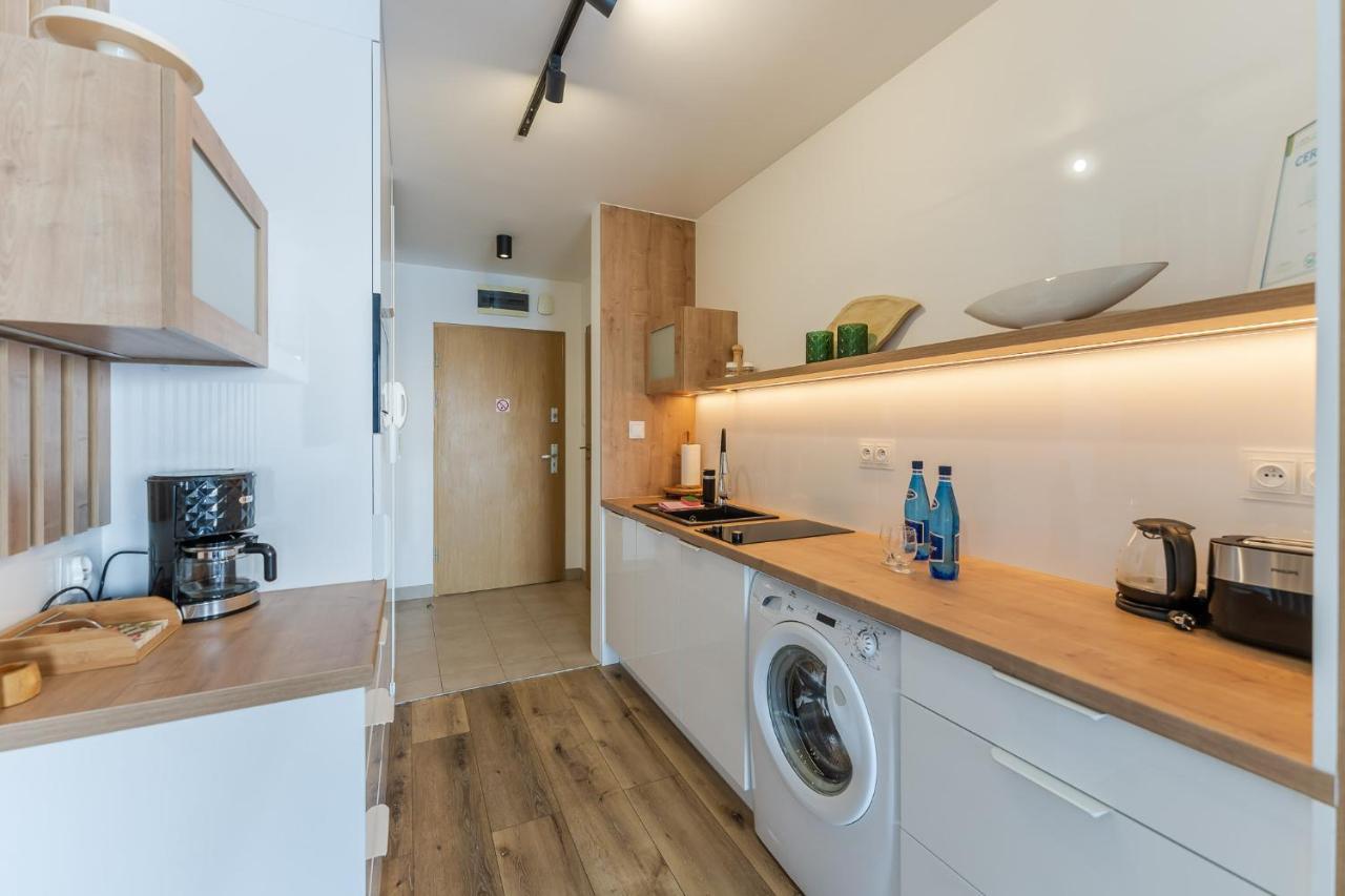 אוסטרוני מורסקי Na Klifie - Apartamenty Komfort, Widok Na Morze, Parking מראה חיצוני תמונה